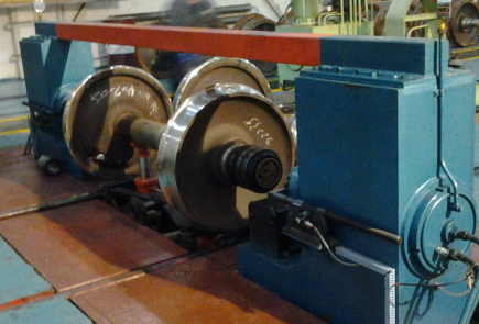 Railway industry riveting machine