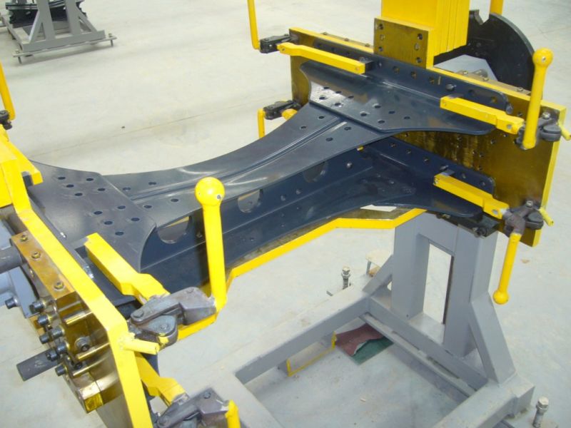 Frame crossbeam assembly fixture
