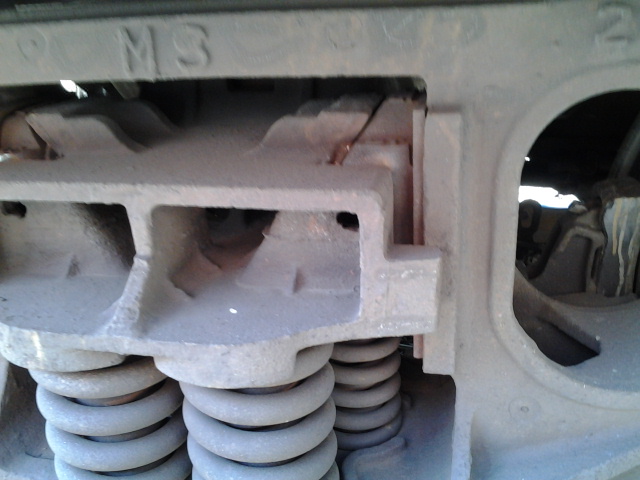 Wear plate riveting