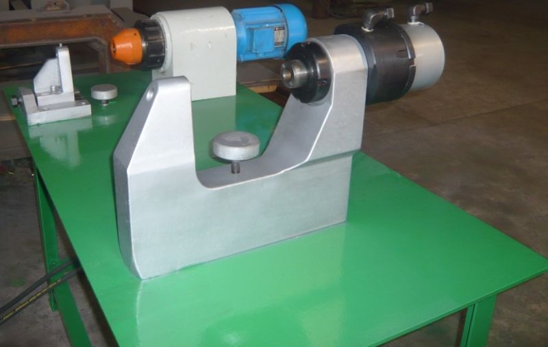 Gate riveting workbench
